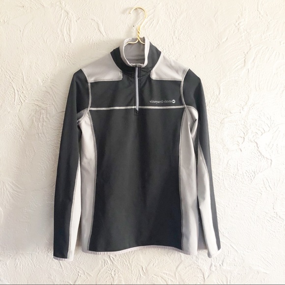 Vineyard Vines Tops - Vineyard Vines Quarter-zip Pullover XS